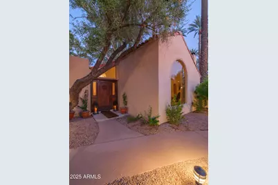 4540 N 44th Street #21, Phoenix, AZ 85018 - Photo 5