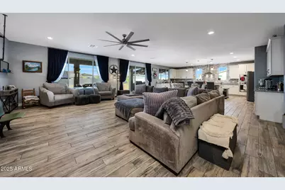 13532 W Sierra Vista Drive, Glendale, AZ 85307 - Photo 17