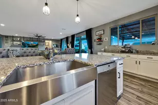 13532 W Sierra Vista Dr, Glendale, AZ 85307 - Photo 27