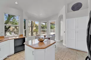 5434 E Campo Bello Dr, Scottsdale, AZ 85254 - Photo 15