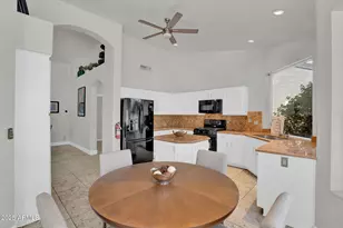 5434 E Campo Bello Dr, Scottsdale, AZ 85254 - Photo 13