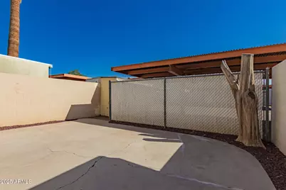 7839 N 49th Avenue, Glendale, AZ 85301 - Photo 27
