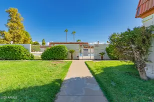 7839 N 49th Ave, Glendale, AZ 85301 - Photo 31