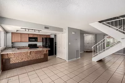 7839 N 49th Avenue, Glendale, AZ 85301 - Photo 7