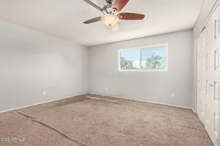 7839 N 49th Ave, Glendale, AZ 85301 - Photo 21