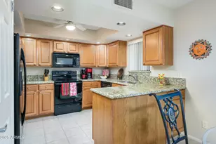 12212 N Paradise Vlg Pkwy S, Phoenix, AZ 85032 - Photo 7