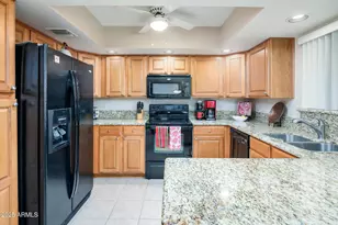 12212 N Paradise Vlg Pkwy S, Phoenix, AZ 85032 - Photo 9