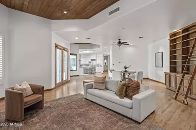 8817 N 58th Place, Paradise Valley, AZ 85253 - Photo 7