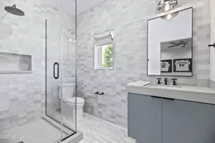 8817 N 58th Pl, Paradise Valley, AZ 85253 - Photo 21