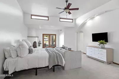 8817 N 58th Place, Paradise Valley, AZ 85253 - Photo 9