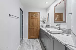 8817 N 58th Pl, Paradise Valley, AZ 85253 - Photo 17