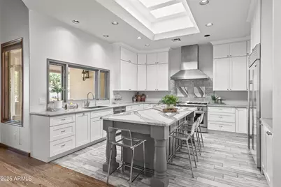 8817 N 58th Place, Paradise Valley, AZ 85253 - Photo 5