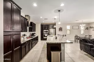 18237 W Via Montoya Dr, Surprise, AZ 85387 - Photo 7