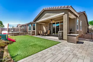 18237 W Via Montoya Dr, Surprise, AZ 85387 - Photo 29