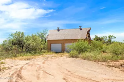 8800 E Cuervos Viejos Trail, Hereford, AZ 85615 - Photo 5
