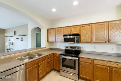 24722 S Golfview Drive, Sun Lakes, AZ 85248 - Photo 9