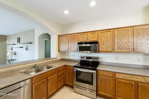 24722 S Golfview Dr, Sun Lakes, AZ 85248 - Photo 9