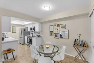 6480 N 82nd St, Scottsdale, AZ 85250 - Photo 9