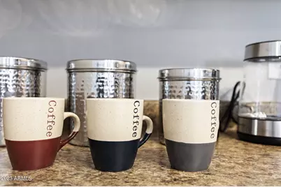 8308 E Minnezona Avenue, Scottsdale, AZ 85251 - Photo 35