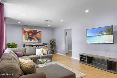 8308 E Minnezona Avenue, Scottsdale, AZ 85251 - Photo 7