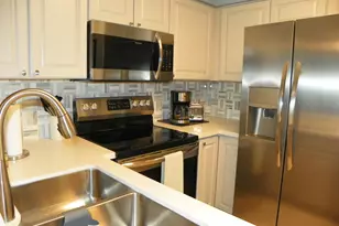 10080 E Mountainview Lake Dr, Scottsdale, AZ 85258 - Photo 9