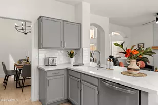 1143 E Amberwood Dr, Phoenix, AZ 85048 - Photo 27