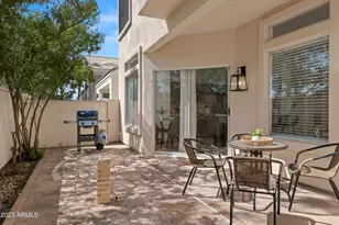 1143 E Amberwood Dr, Phoenix, AZ 85048 - Photo 57