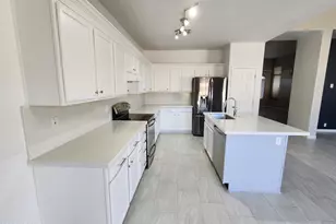 1754 E Cotton Ct, Gilbert, AZ 85234 - Photo 11