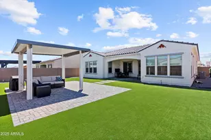 16986 W Canterbury Dr, Surprise, AZ 85388 - Photo 17