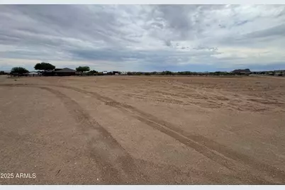 585 W Adobe Dam Drive #-8, San Tan Valley, AZ 85143 - Photo 11