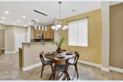 17368 W Red Bird Road, Surprise, AZ 85387 - Photo 5