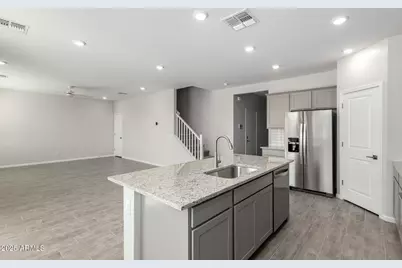 18207 W Daley Lane, Surprise, AZ 85387 - Photo 15