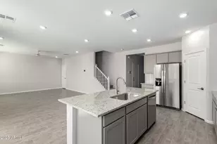 18207 W Daley Ln, Surprise, AZ 85387 - Photo 15