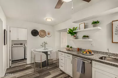 13227 N 110th Avenue, Sun City, AZ 85351 - Photo 11