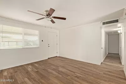 1724 W Voltaire Avenue, Phoenix, AZ 85029 - Photo 9