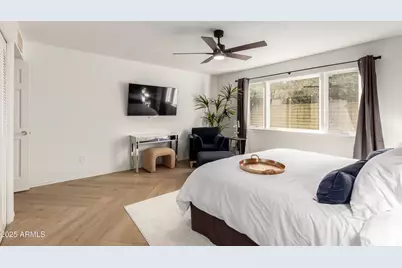 14425 N Coral Gables Drive, Phoenix, AZ 85023 - Photo 23