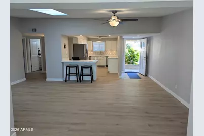 10433 W Oakmont Drive, Sun City, AZ 85351 - Photo 5