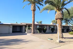 10433 W Oakmont Dr, Sun City, AZ 85351 - Photo 3