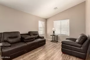 2730 E Valencia Dr, Phoenix, AZ 85042 - Photo 7