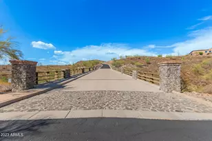 2439 W Donatello Dr, Phoenix, AZ 85086 - Photo 33