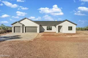 2045 Bella Vista, Williams, AZ 86046 - Photo 1