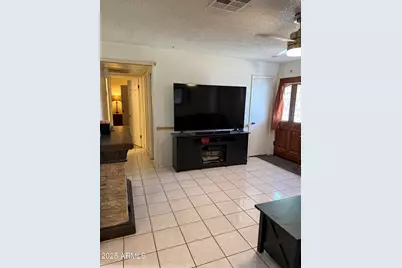 1627 W Carson Road, Phoenix, AZ 85041 - Photo 7