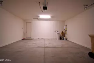 19535 W Windsor Ave, Buckeye, AZ 85396 - Photo 29