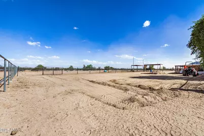 11381 W Warrior Road, Casa Grande, AZ 85193 - Photo 5