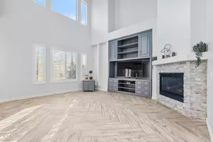 3973 E Hashknife Rd, Phoenix, AZ 85050 - Photo 11