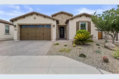 295 E Santa Lucia Lane, Queen Creek, AZ 85140 - Photo 1