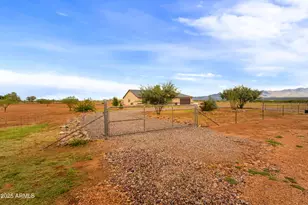 10293 E White Wolf Run, Hereford, AZ 85615 - Photo 31