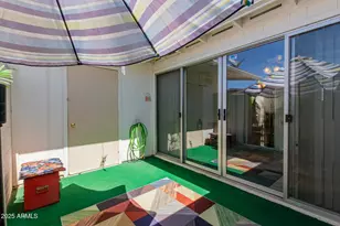 10544 W Coggins Dr, Sun City, AZ 85351 - Photo 9