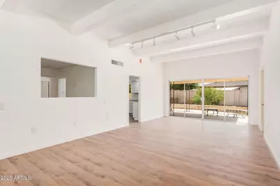 15825 N 110th Avenue, Sun City, AZ 85351 - Photo 5