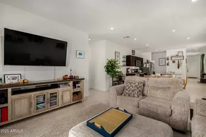 3226 W Stanton Avenue, Apache Junction, AZ 85120 - Photo 9